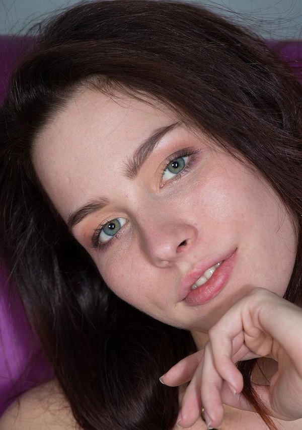 Илона, 25